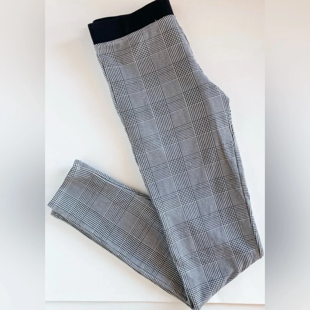 H&M Girls Black‎ & White Plaid Leggings, Size 14, Inseam 29”